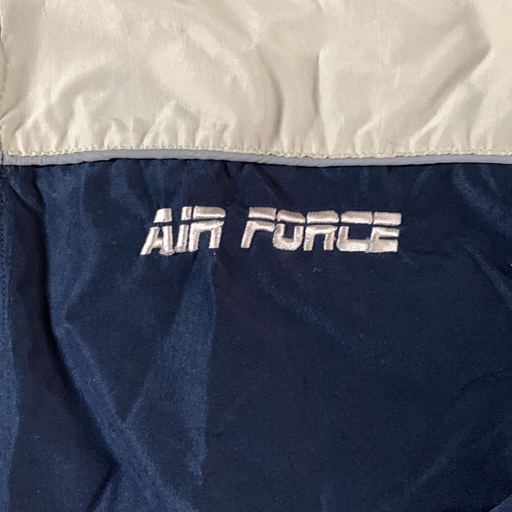 Men’s Air Force jacket w/ fleece lining. Armpit to armpit approx. 26 1/2 inches - Picture 2 of 14
